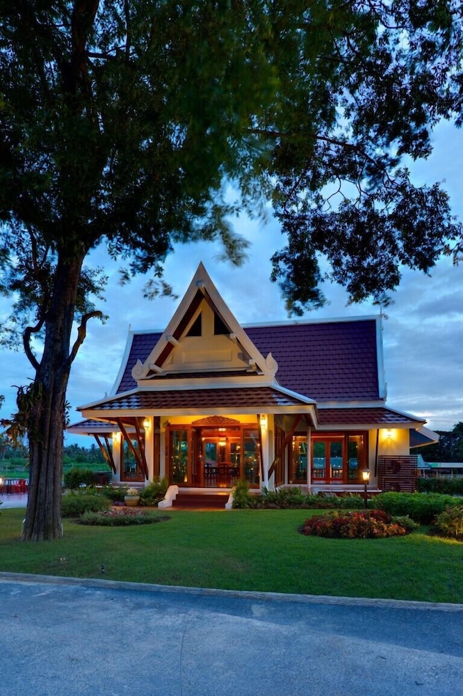 RK Riverside Resort and Spa (Reon Kruewal) 2/50