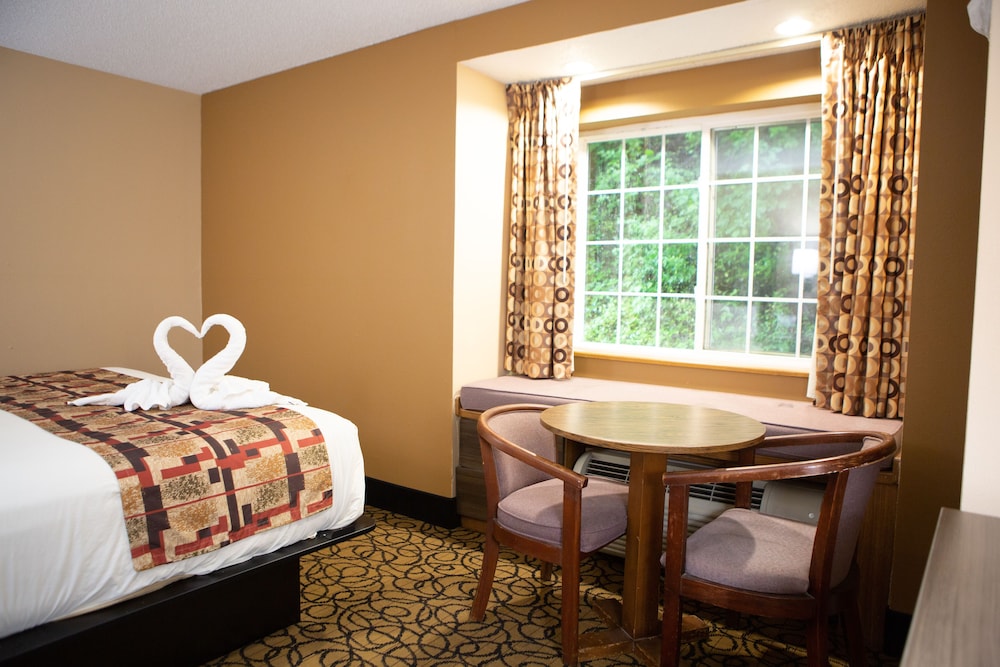 Guest Inn Pigeon Forge 10/48
