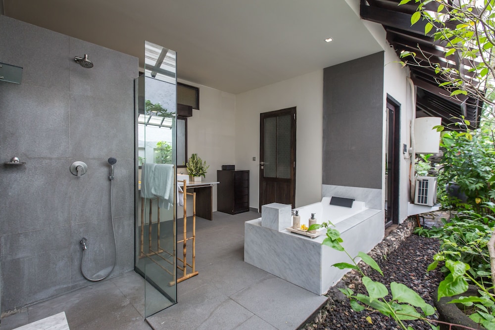 Villa Roku By Nagisa Bali 8/50