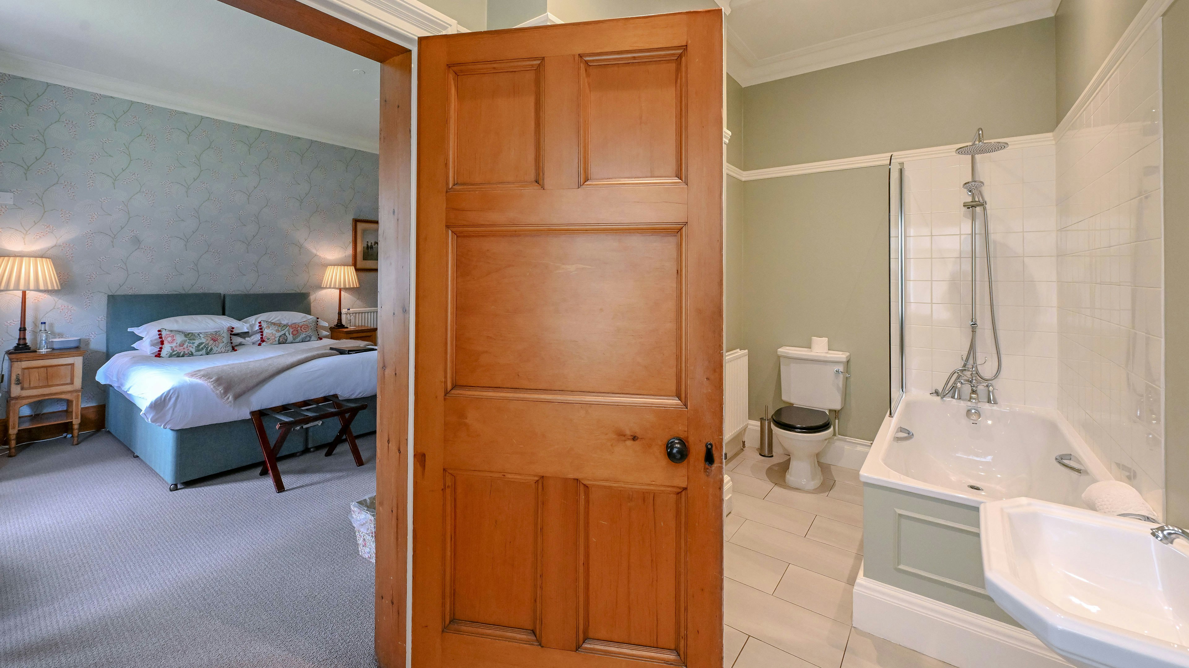 Jockey Club Rooms 29/33