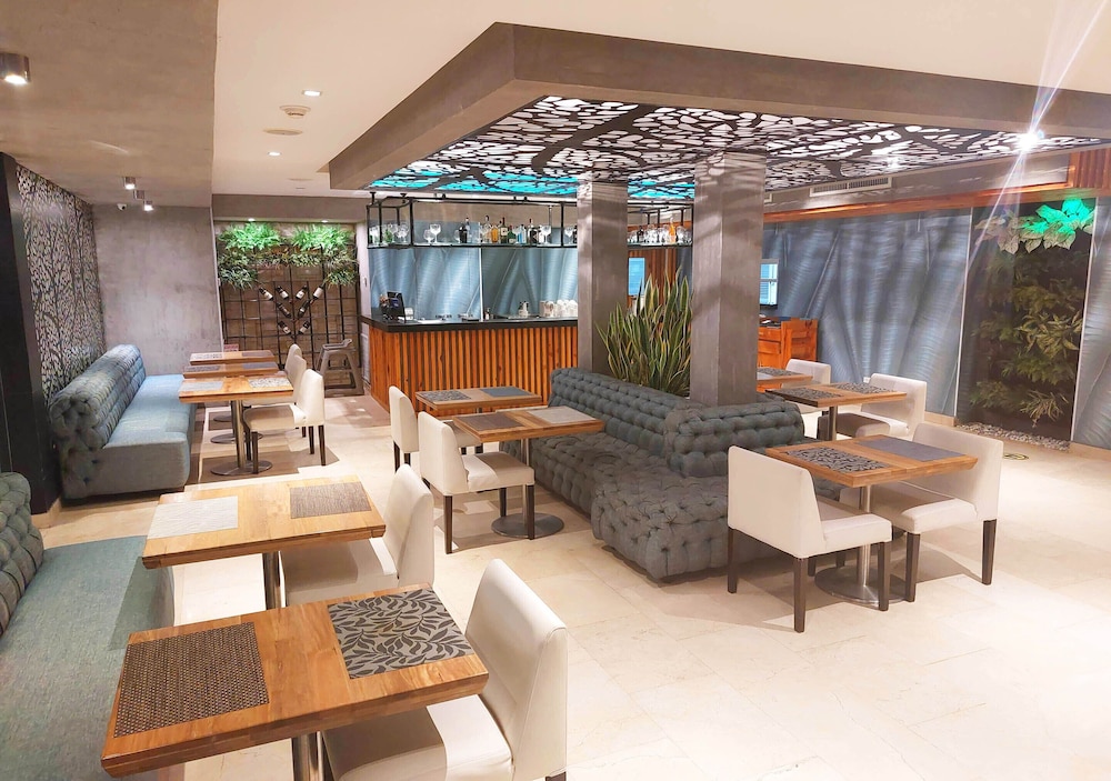 Hotel Washington Plaza By Sercotel 52/72