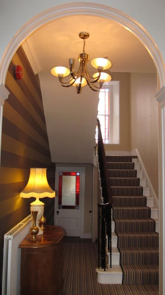 The Townhouse 34/46