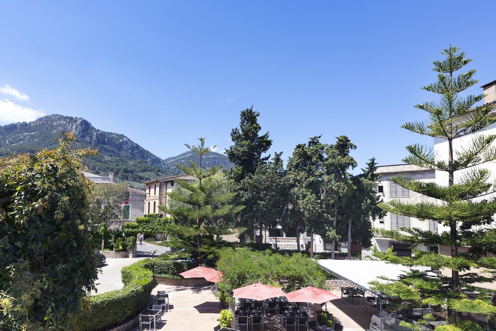 Gran Hotel Soller 3/75