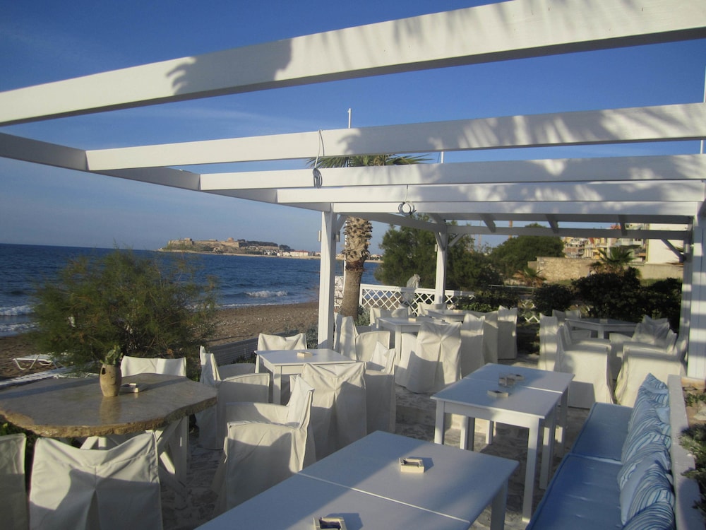 Petradi Beach Lounge Hotel 37/50