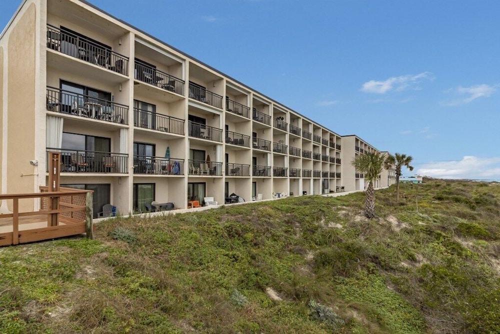 Beacher's Lodge 2/51