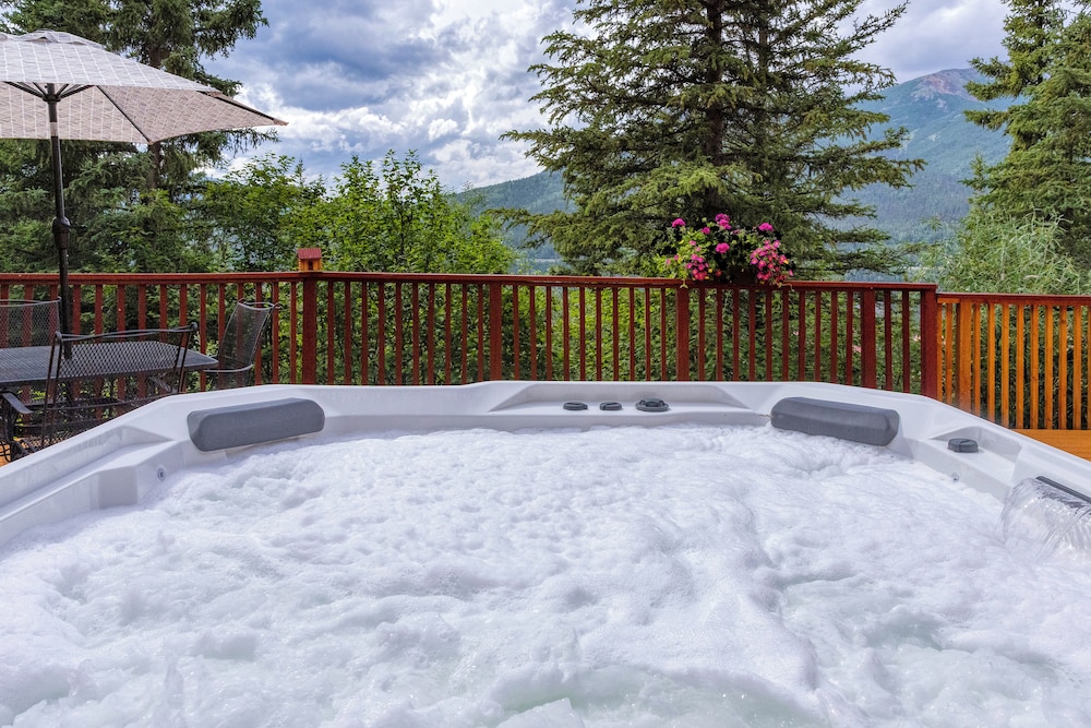 Denali Crow s Nest Cabins 28/48