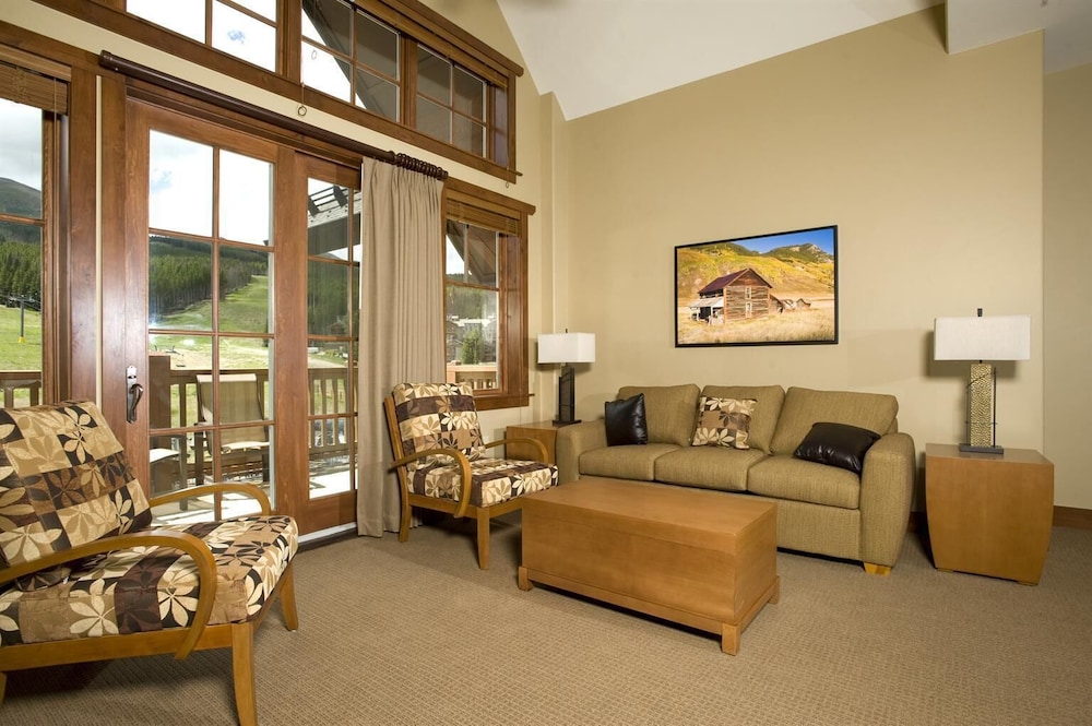One Ski Hill Place A Rockresort 36/63