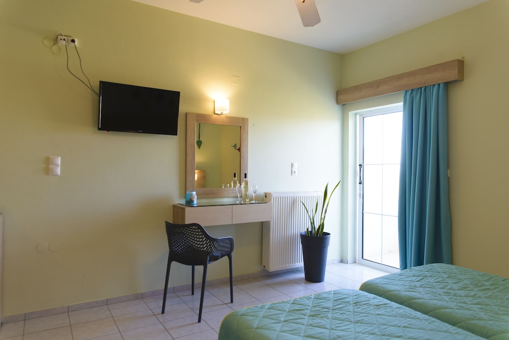 Aptera Beach 26/46