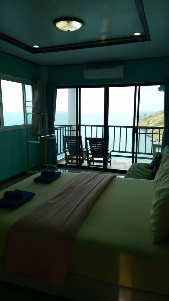 Ocean View Resort - Koh Sichang 25/50