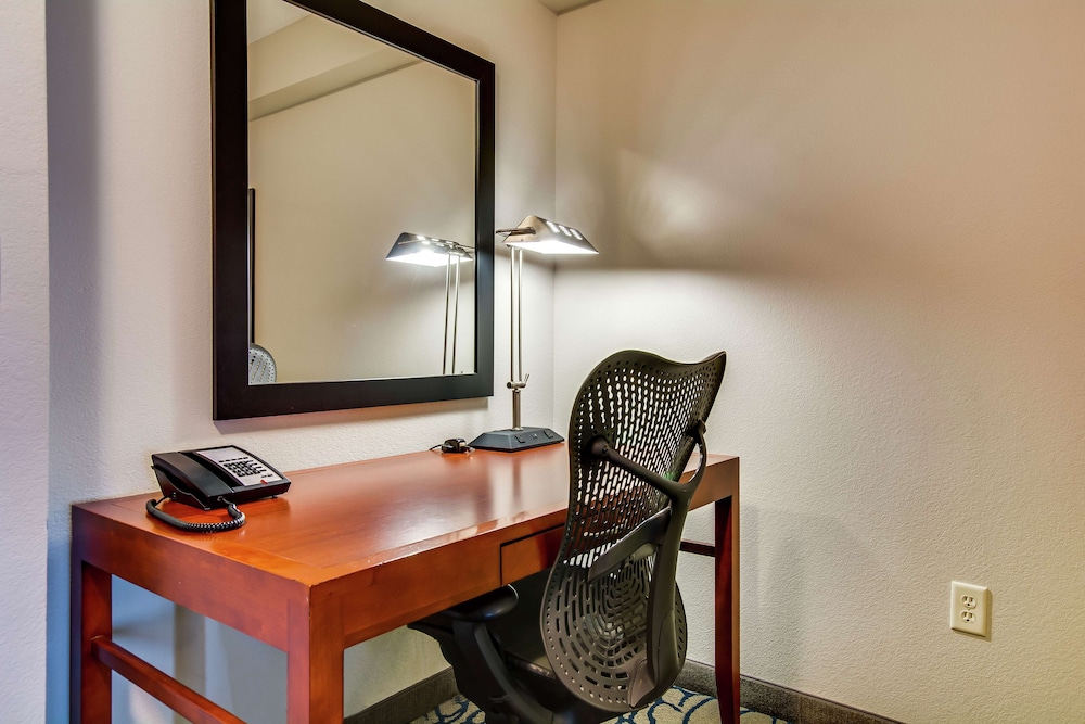 Hilton Garden Inn Louisville Northeast 48/67