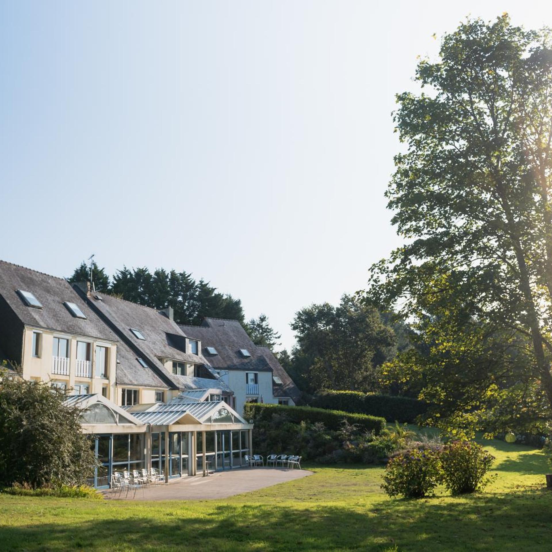 Latitude Ouest Hotel Restaurant Spa 3/50