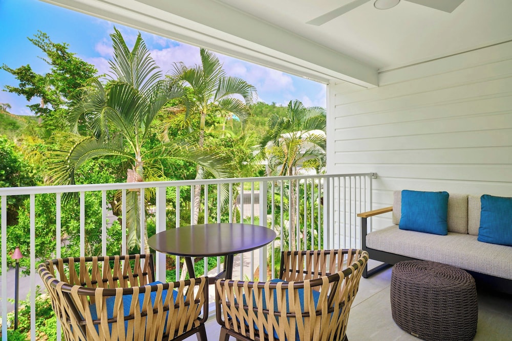 Morningstar Buoy Haus Beach Resort at Frenchman's Reef, Autograph Collection 27/50