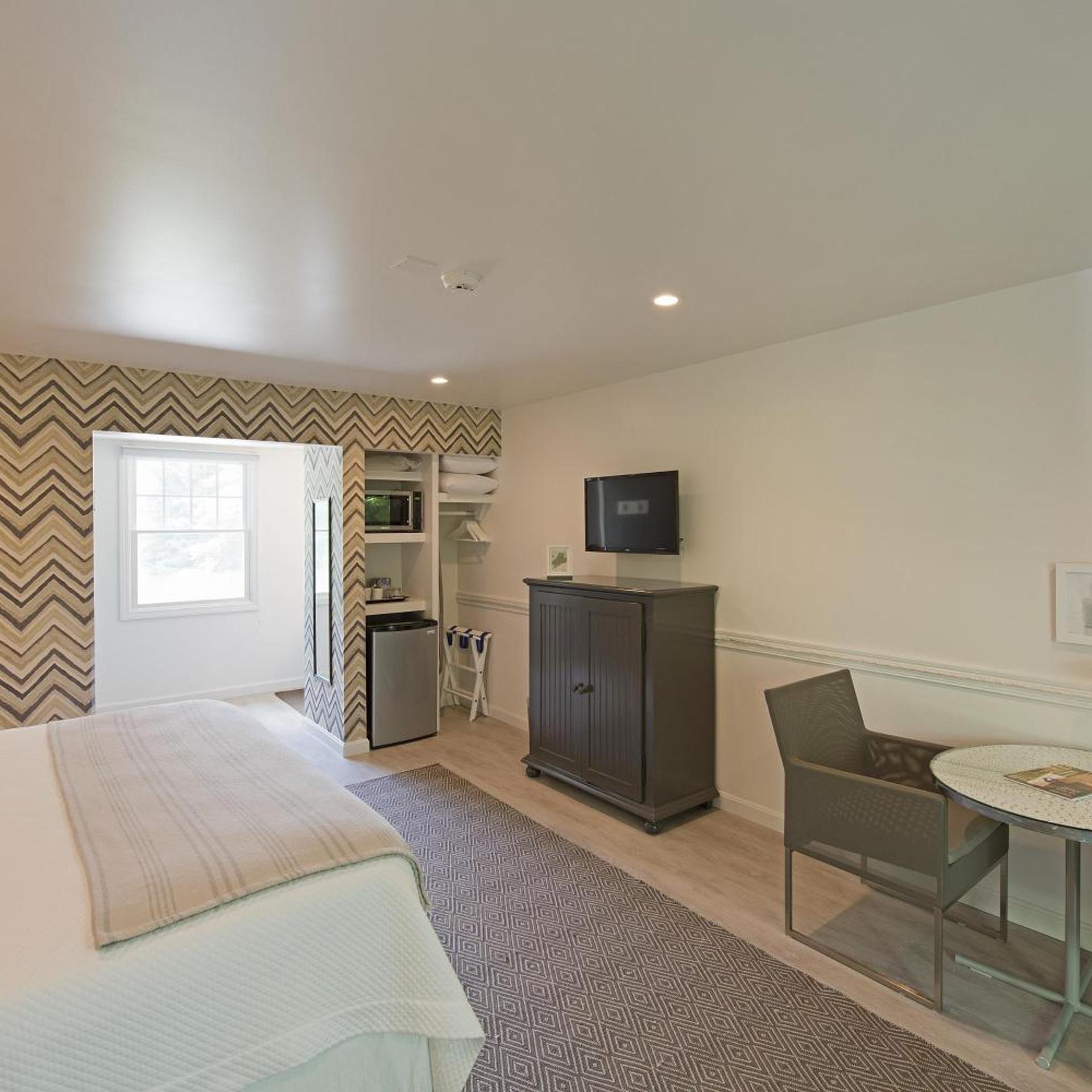 Village Cove Inn 37/51
