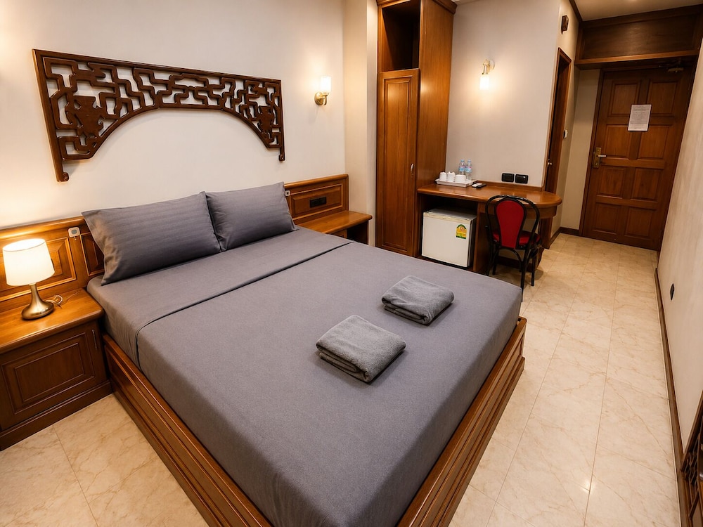 Max Hotel 26/63