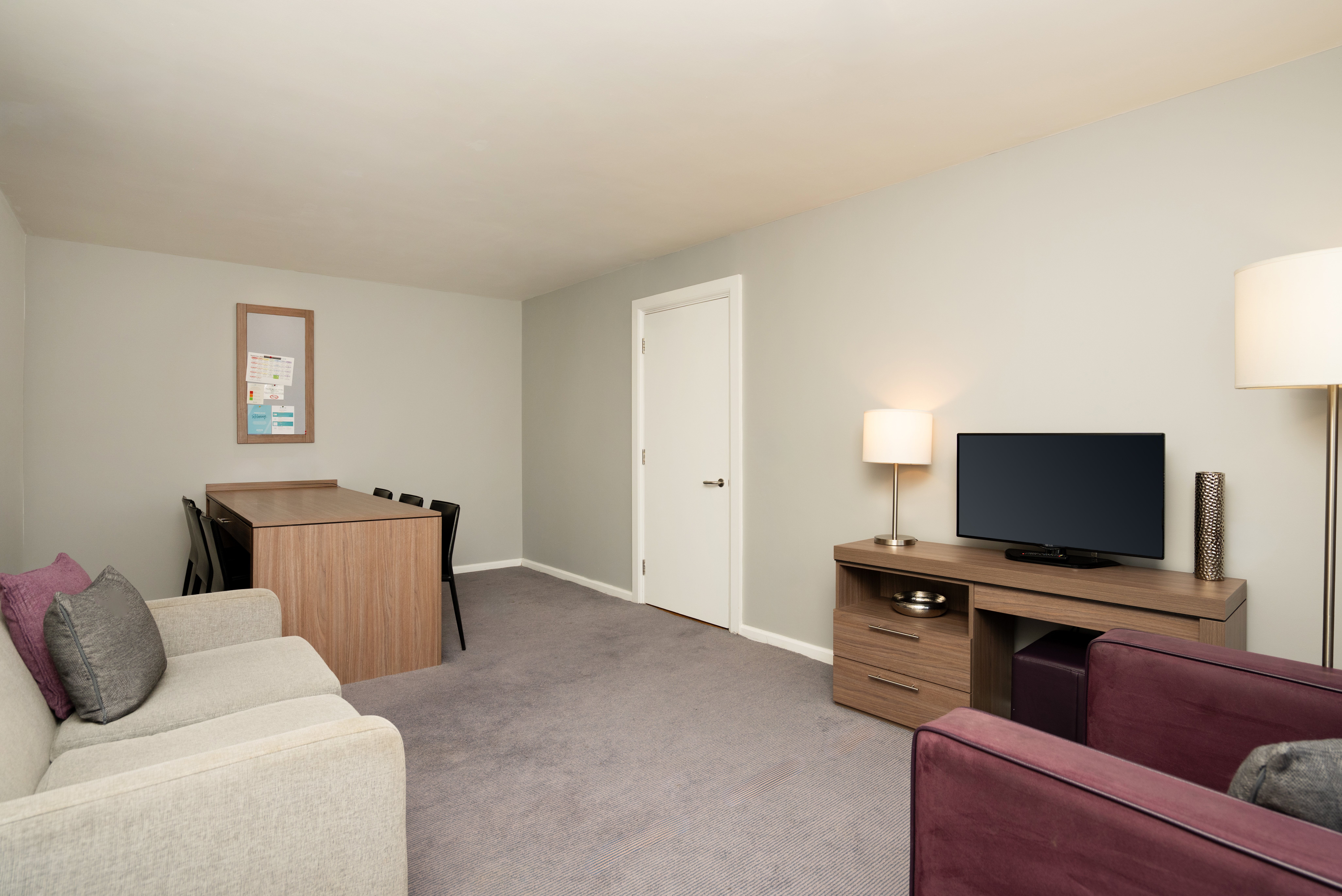 Staybridge Suites Birmingham by IHG 51/75