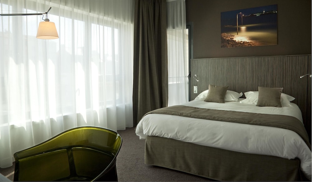 Mercure Saint Malo Balmoral 37/77