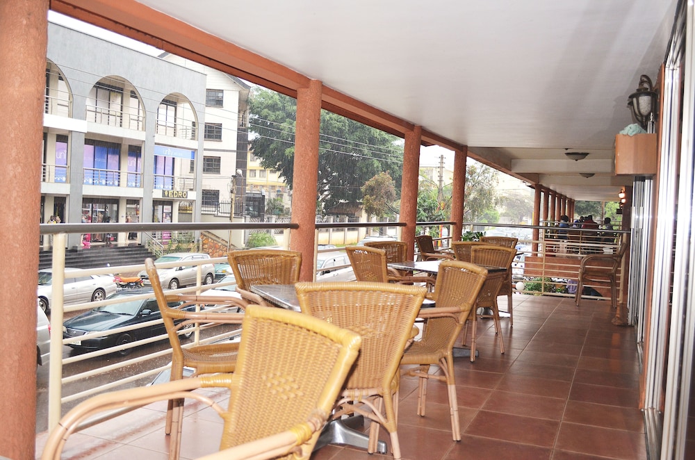 Hotel Triangle 48/55