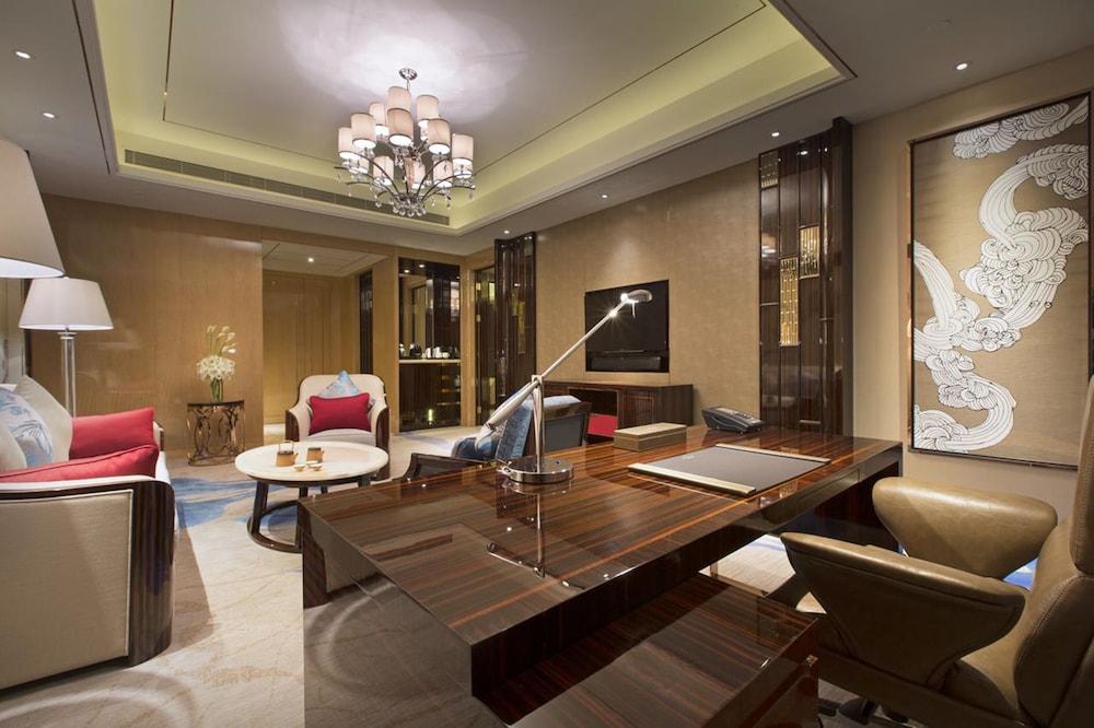 Wanda Vista Dongguan 33/70