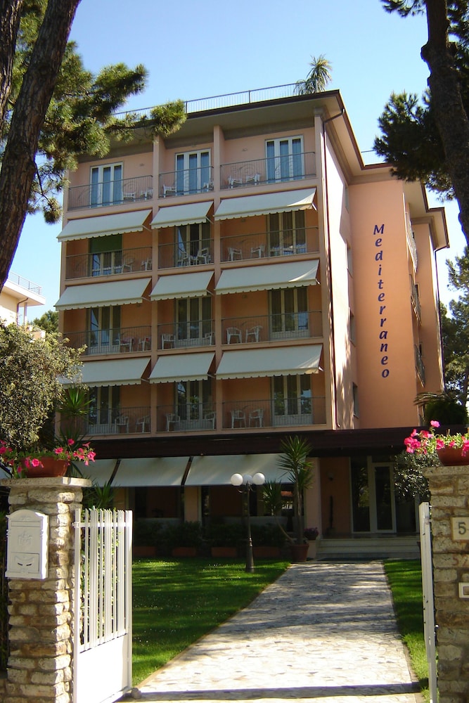 HOTEL MEDITERRANEO in PIETRASANTA