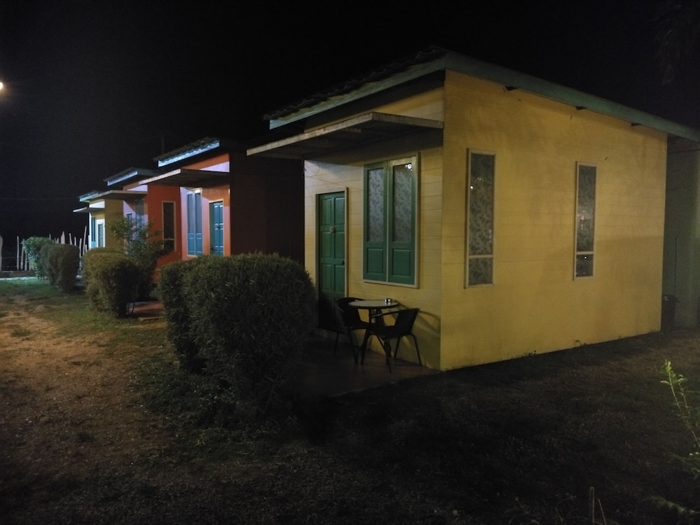 Kaikatak Resort 7/22