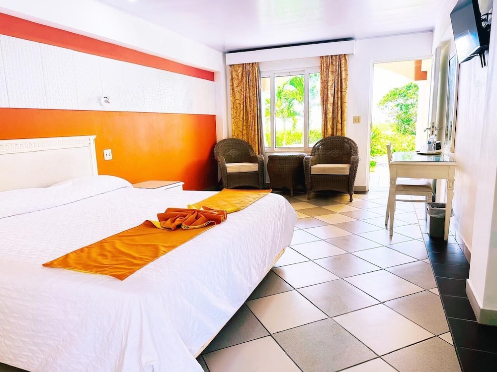 Room, King Bed, Ocean Front, Balcony