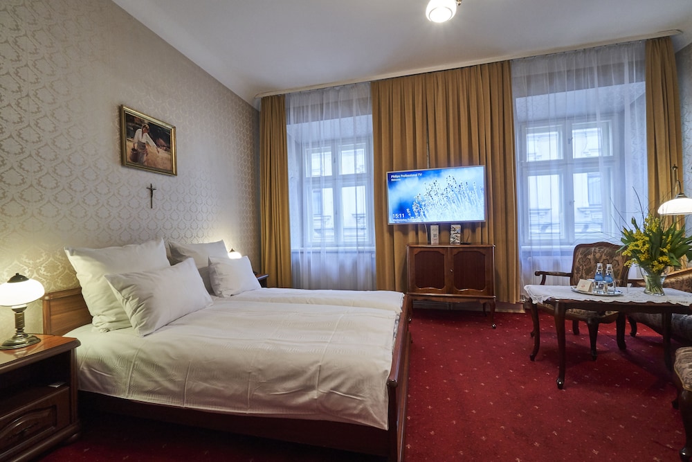 Hotel Pollera 5/37