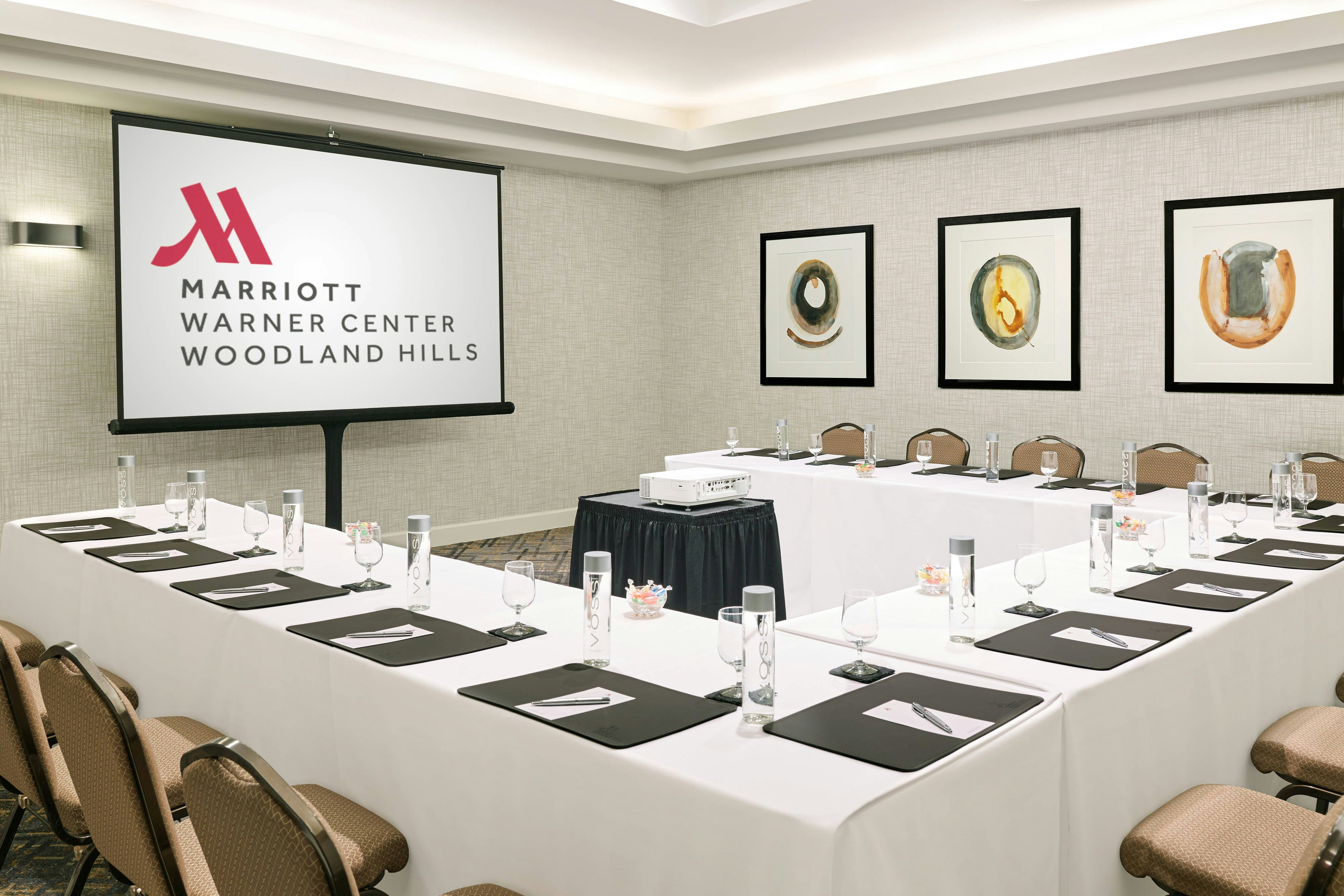 Warner Center Marriott Woodland Hills 15/25