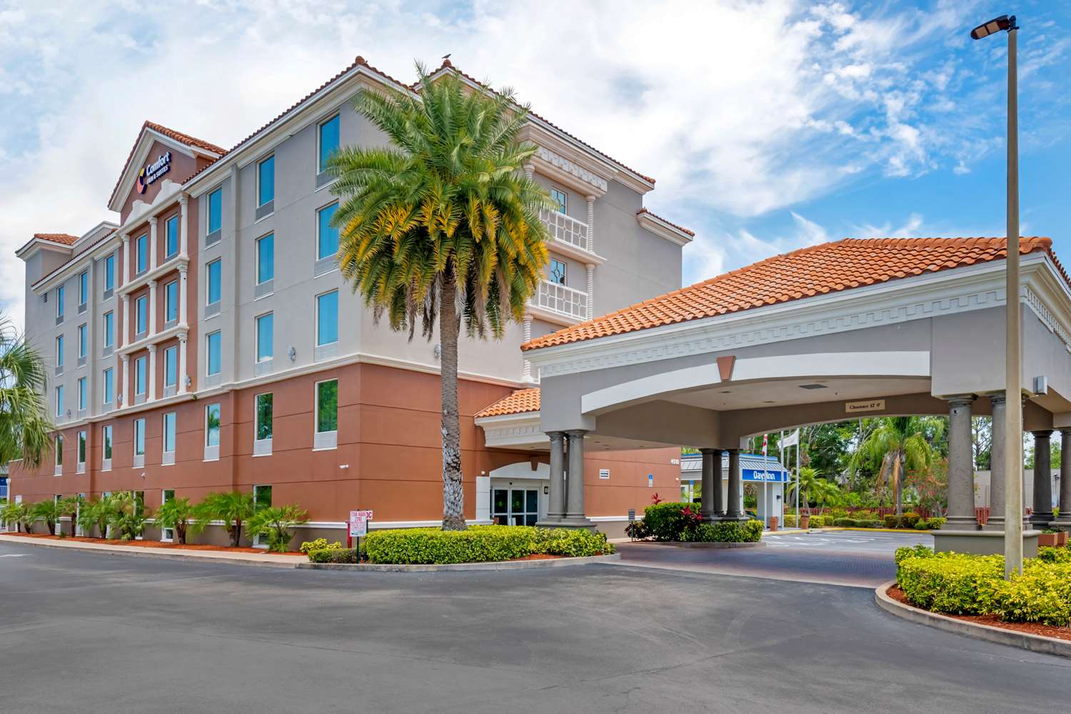 Comfort Inn & Suites Melbourne Viera 1/13