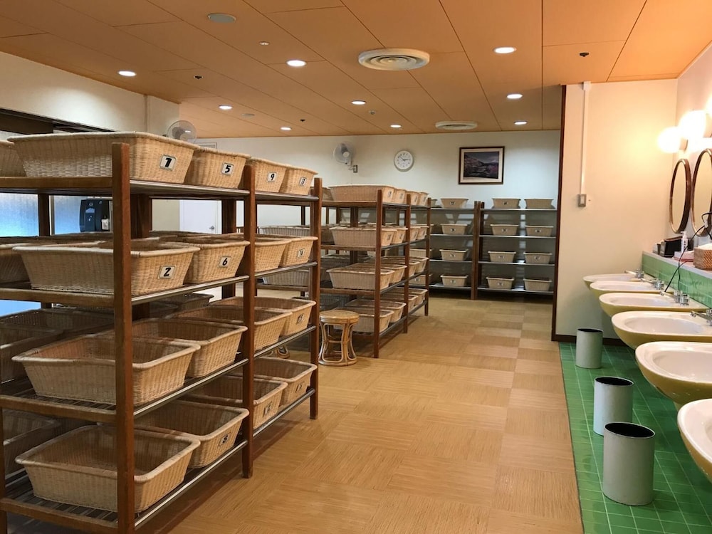 OHITO HOTEL 27/48
