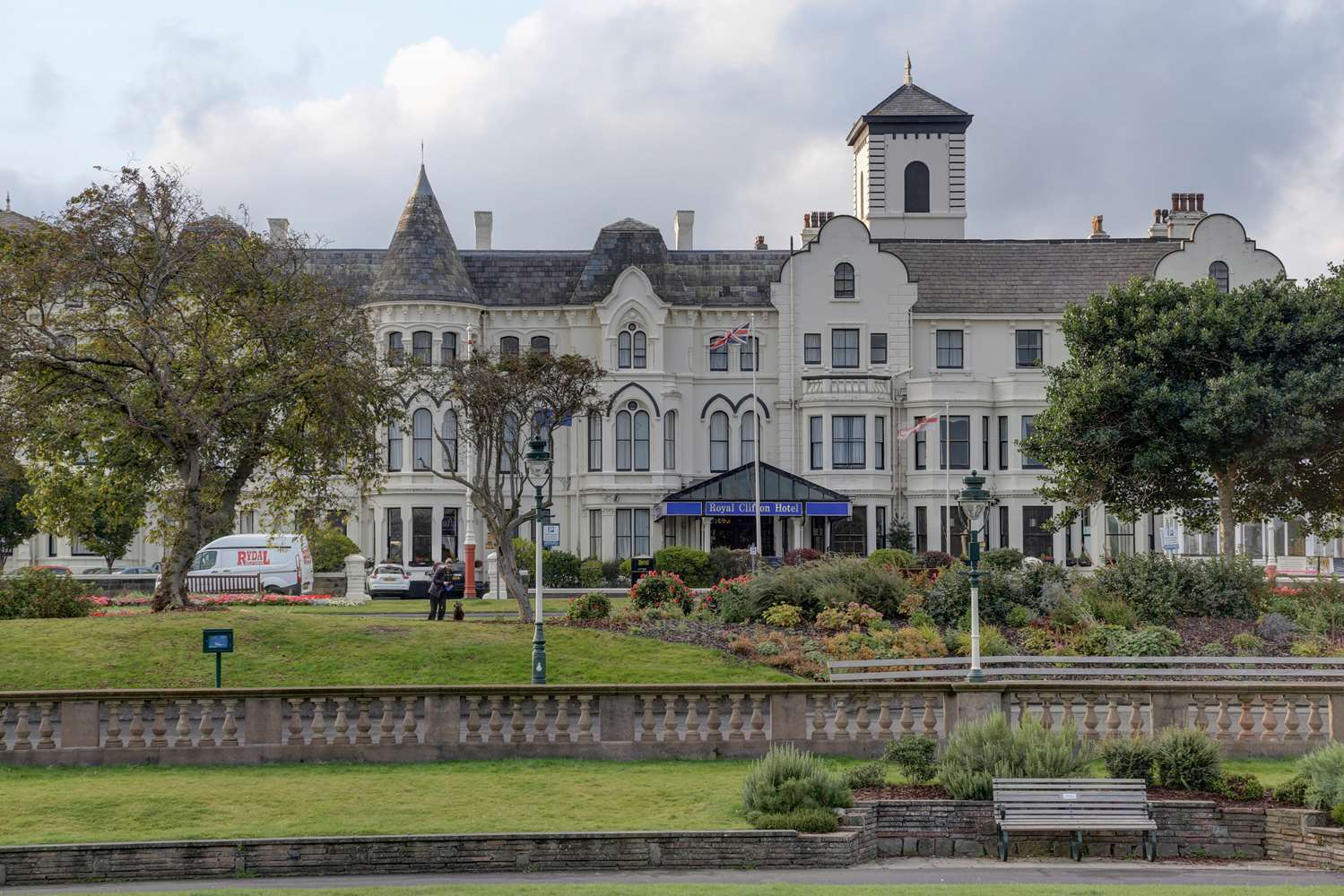 Royal Clifton Hotel 50/51