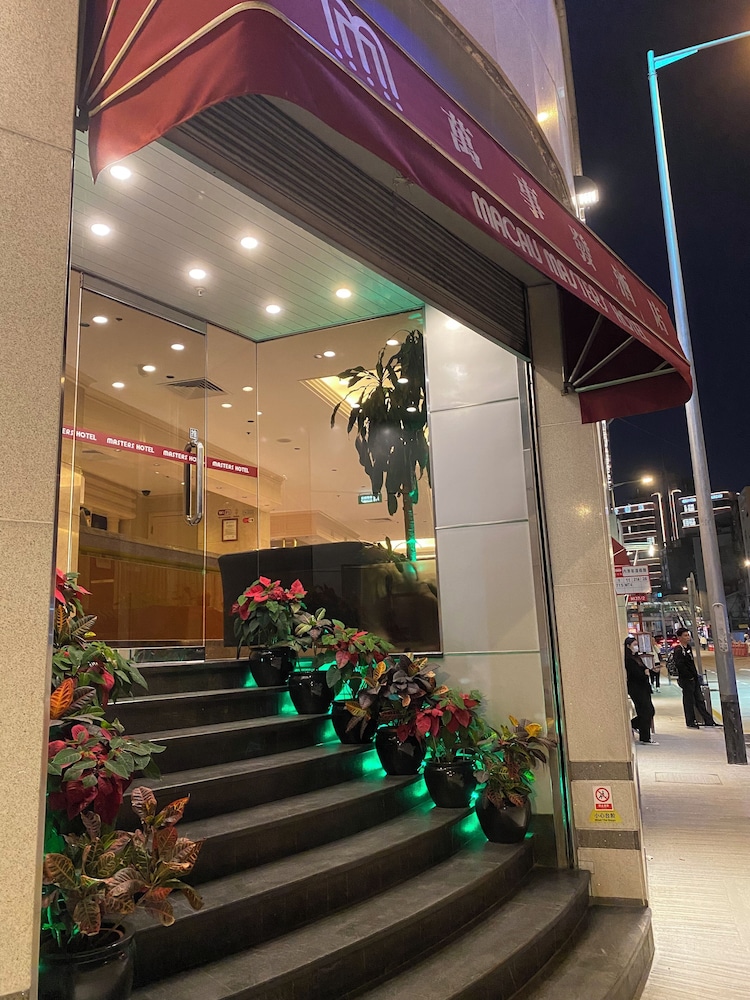 MACAU MASTERS HOTEL 41/49