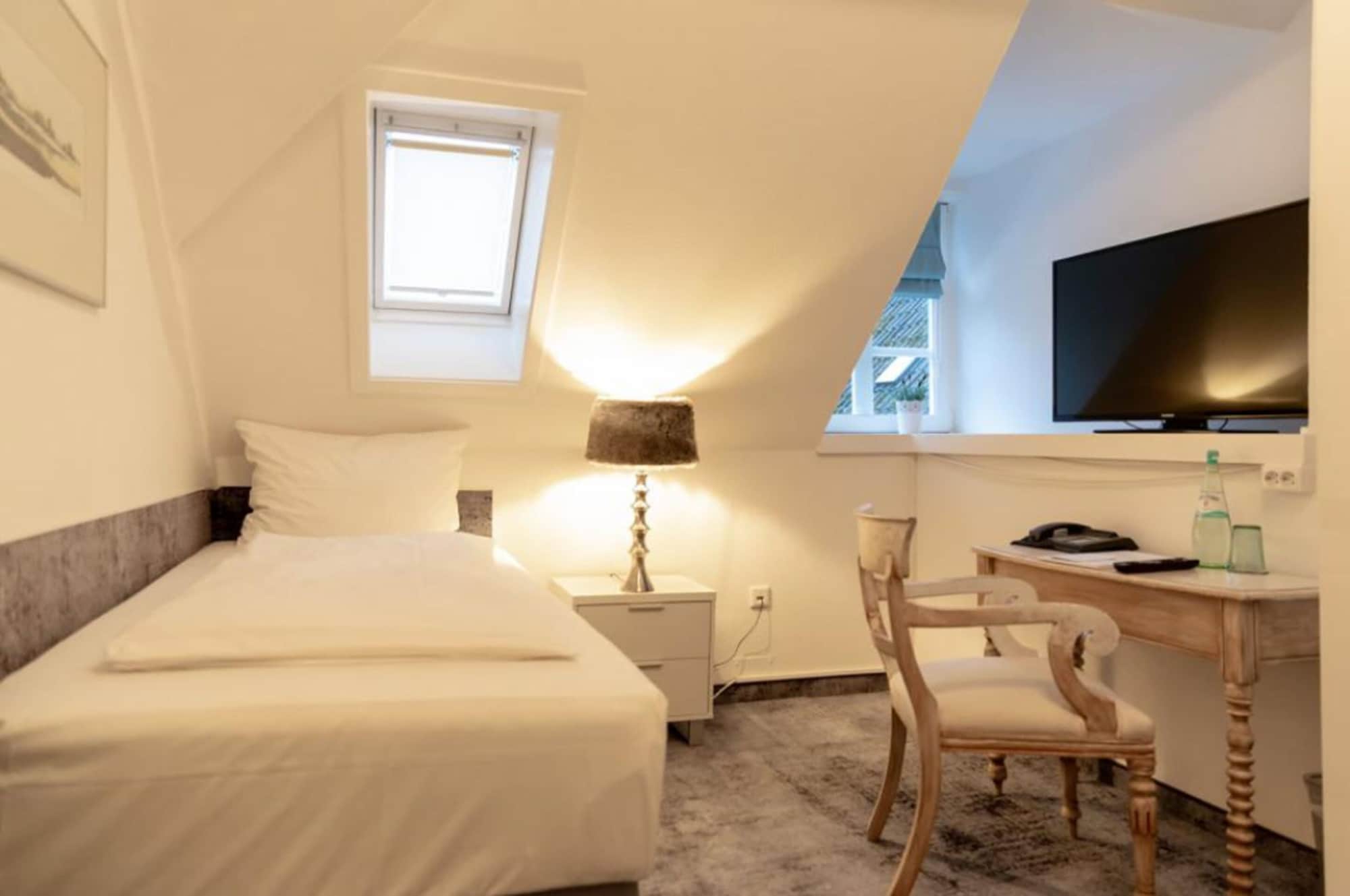 1 Bedroom, Standard, Single, Single Bed