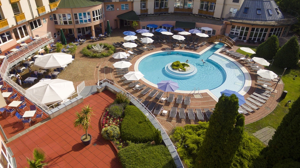 Lotus Therme Hotel And Spa Formerly Rogner Hotel Spa Lotus Therme 7/84