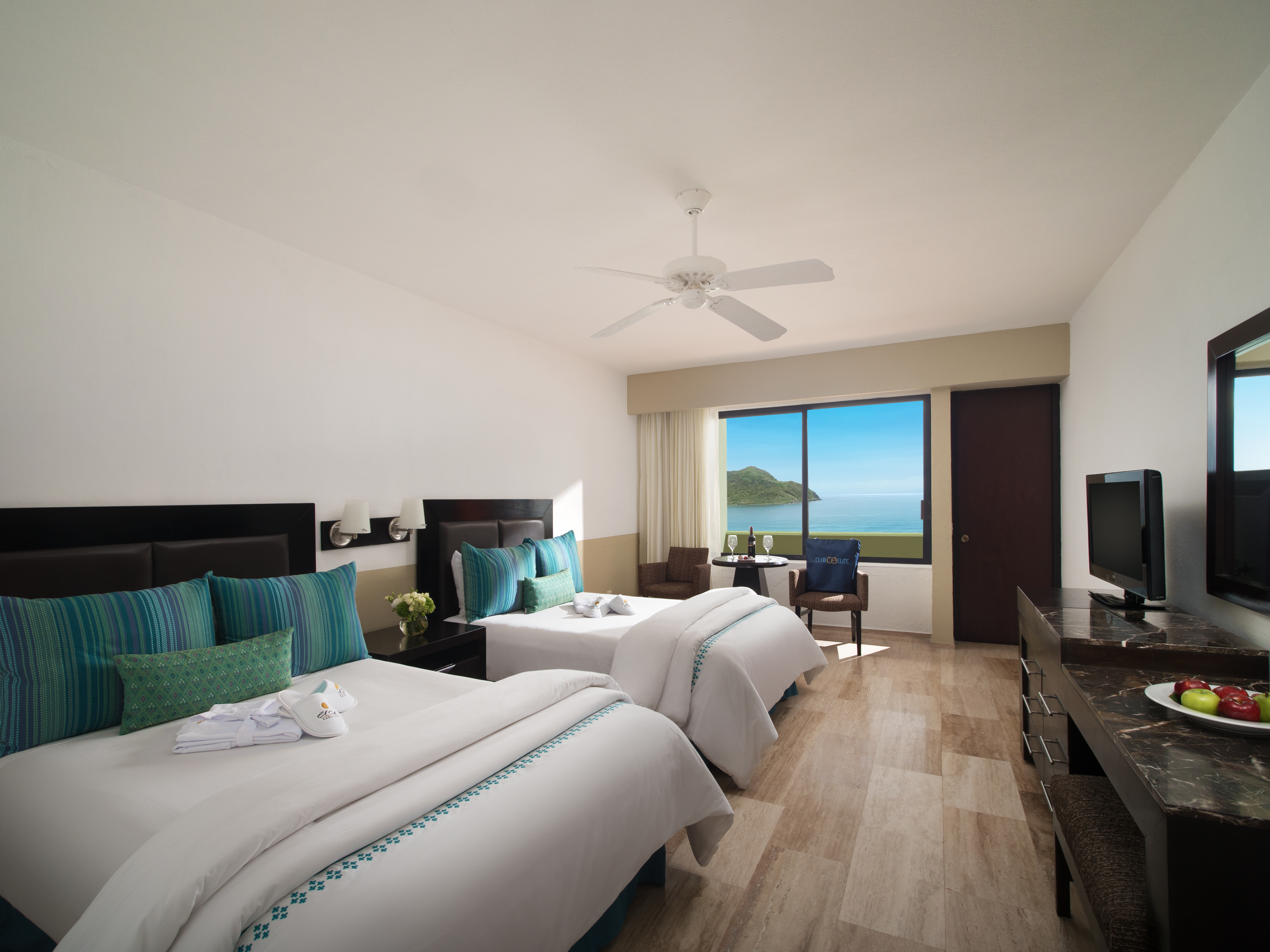 Elite, Ocean View
