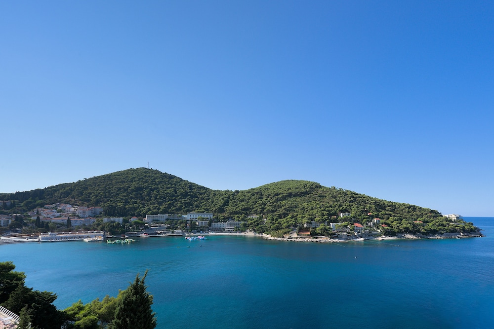 Hotel Vis 52/61