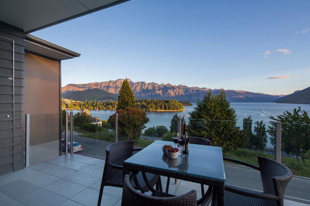 Lakeridge Condos 4/41