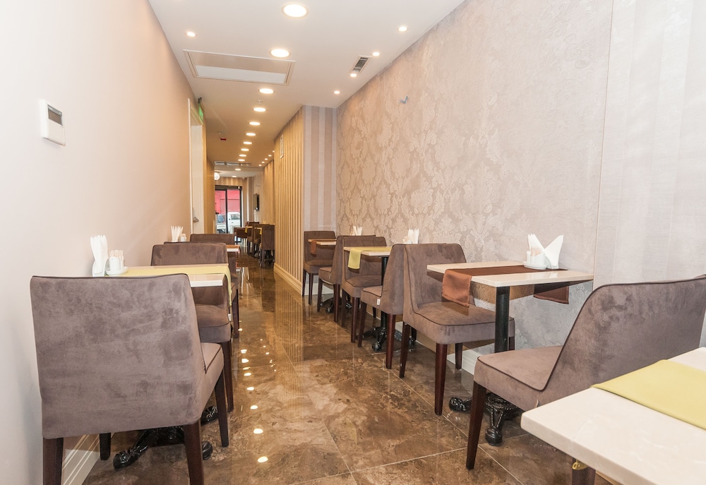 Park Grazza Hotel 36/43