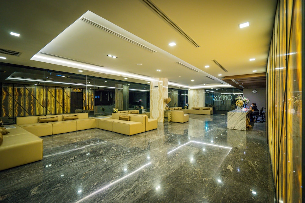 Onyx Hotel Bangkok 11/63