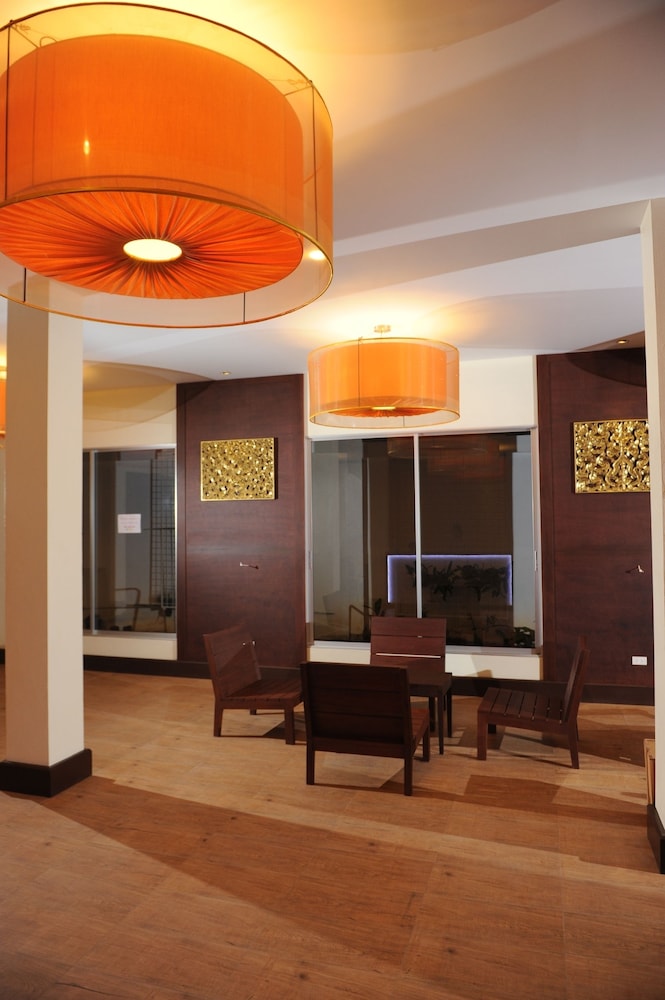Mawin Hotel 34/40