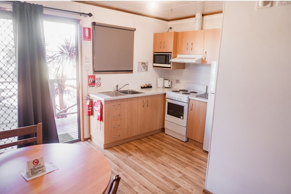 Sundowner Cabin And Tourist Park 34/50