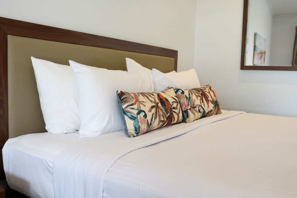 Mission Beach Resort 20/75