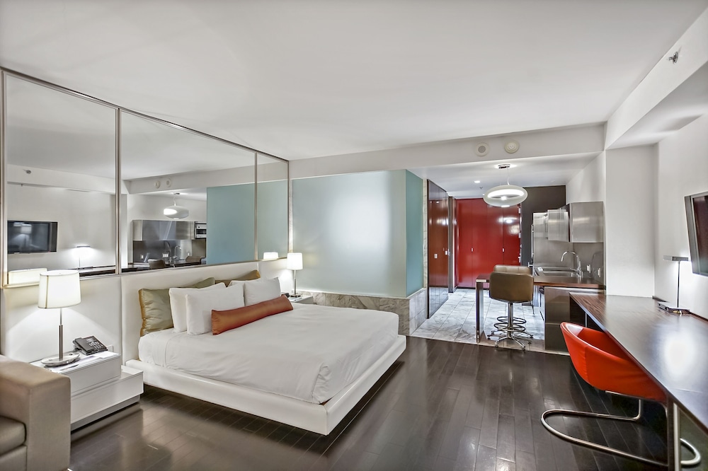 StripViewSuites at Palms Place 41/79