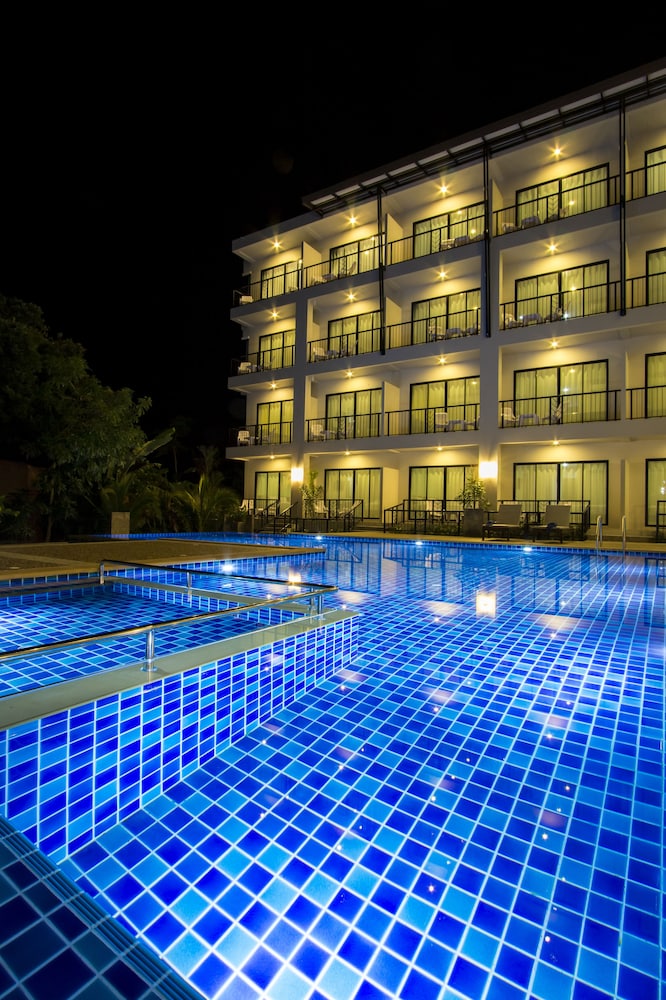 ANDAMAN PEARL RESORT 55/67