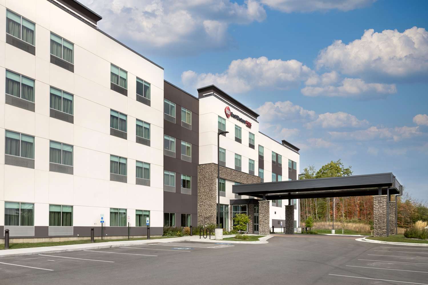 Best Western Plus Grand Rapids MN 17/19