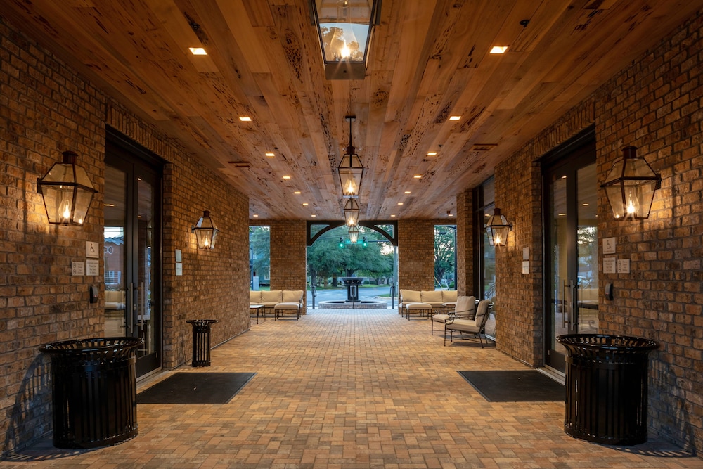 Courtyard by Marriott Thomasville Downtown 15/44