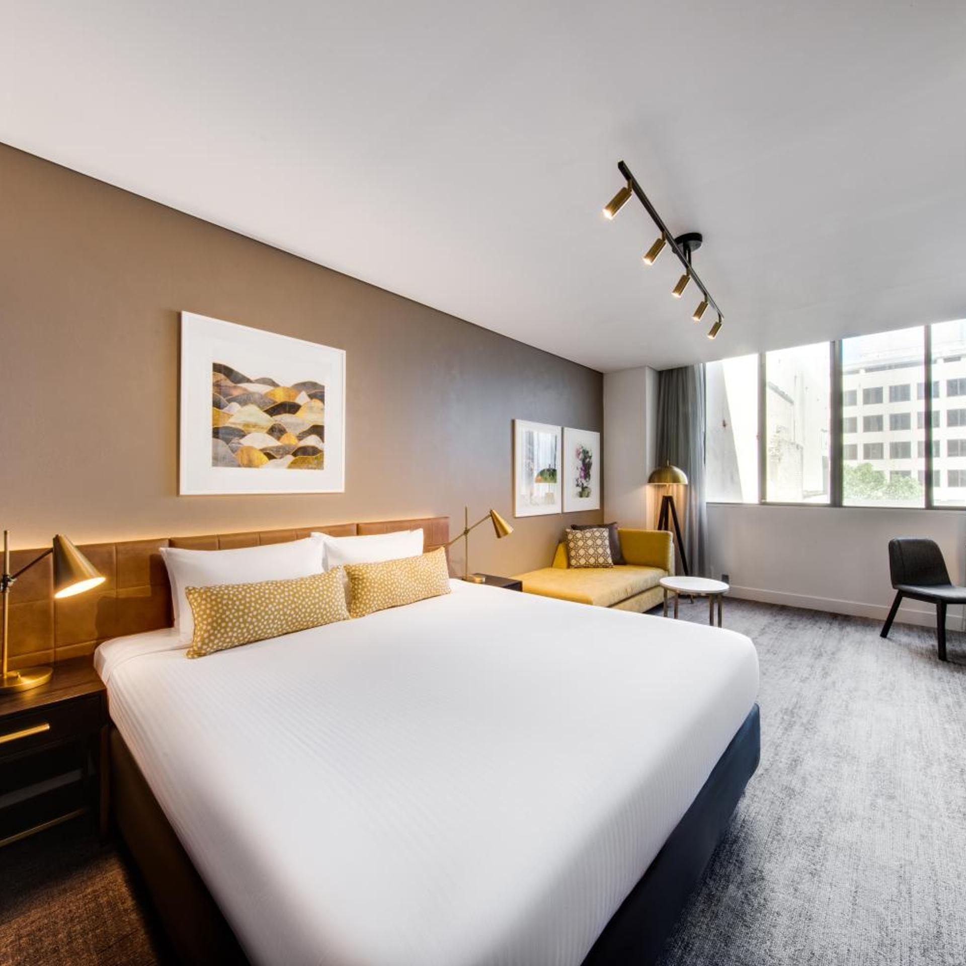 Vibe, King Bed, Queen Bed