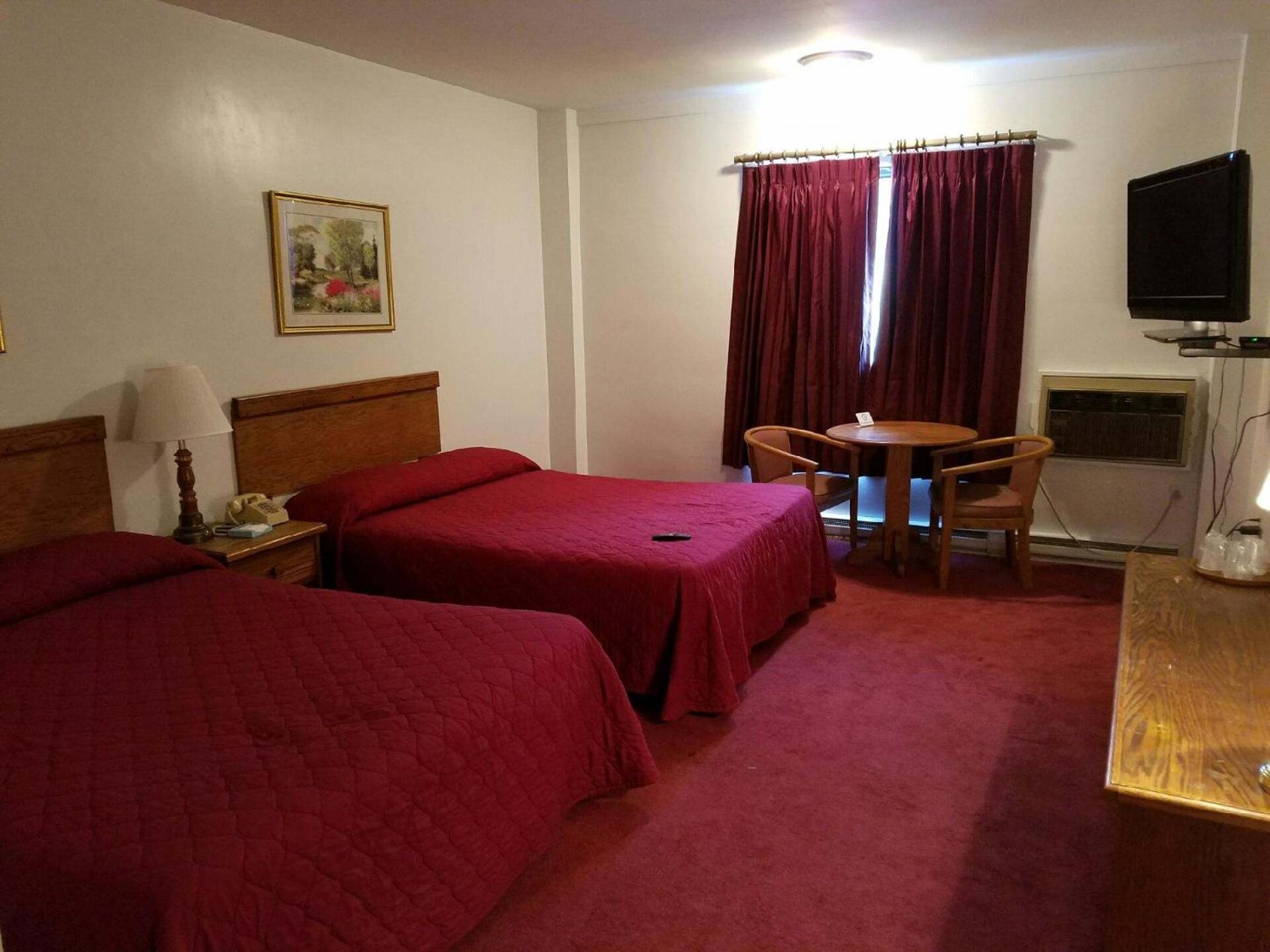 Woonsocket Motor Inn 8/15