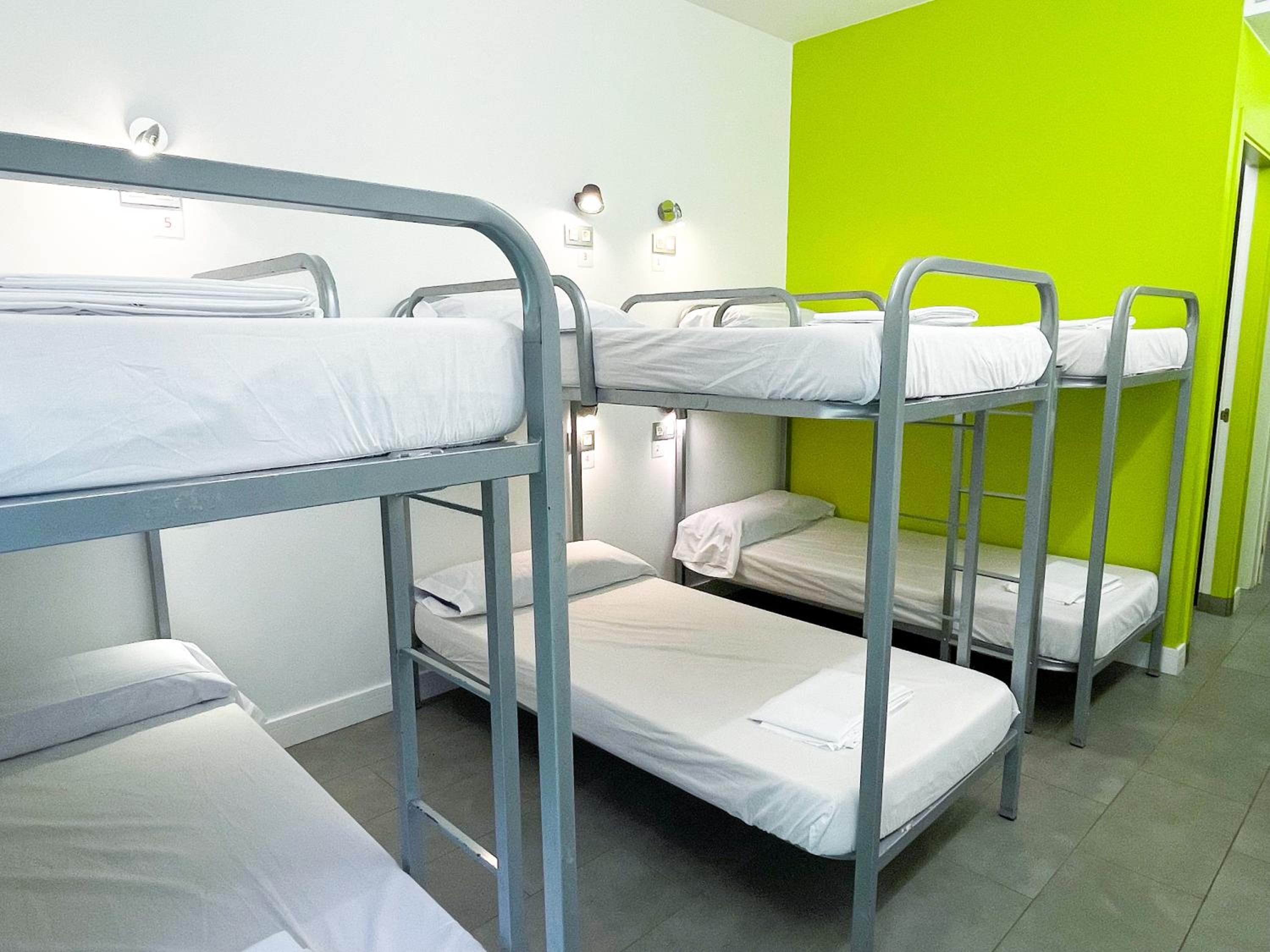 Mixed Dorm, 6 Beds