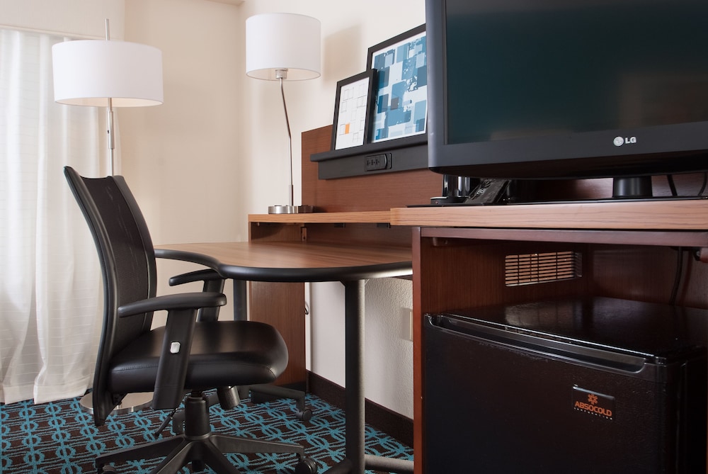 Fairfield Inn Charlotte Gastonia 34/38