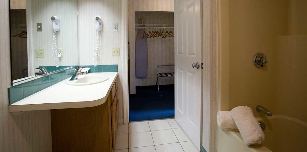 Winnapaug Inn 13/54